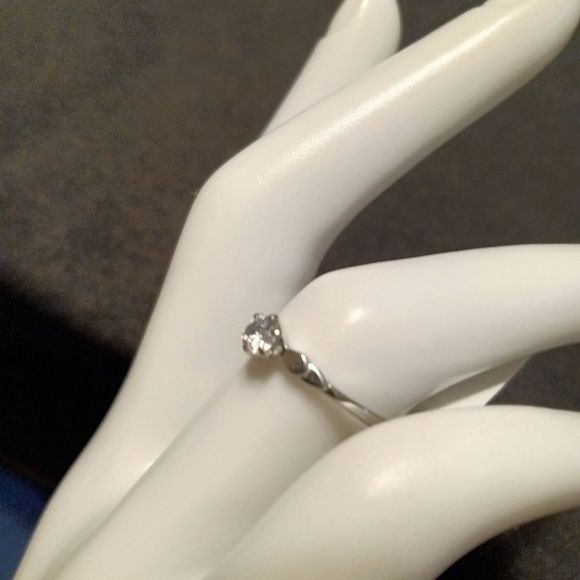 Classic Minimalist Silver Diamond Solitaire - Picture 3 of 9